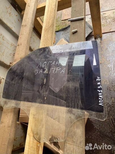 Заднее правое стекло Renault Logan 1