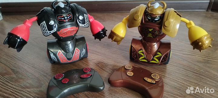 Роботы Silverlit Робокомбат Викинги