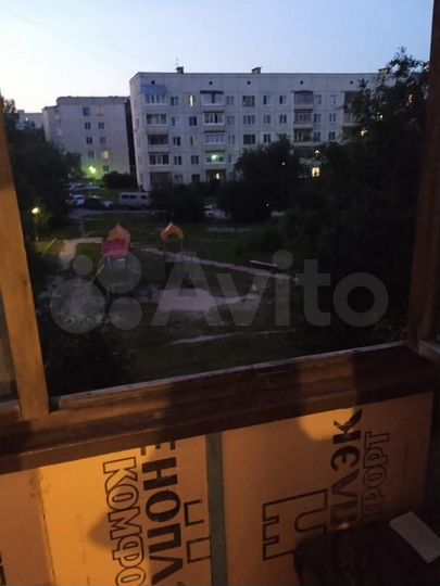 2-к. квартира, 40 м², 3/9 эт.