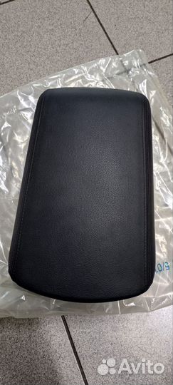 Крышка подлокотника форд Эксплорер 5