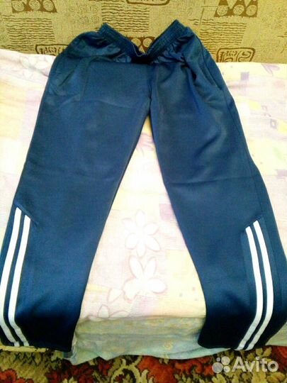 Костюм спортивный