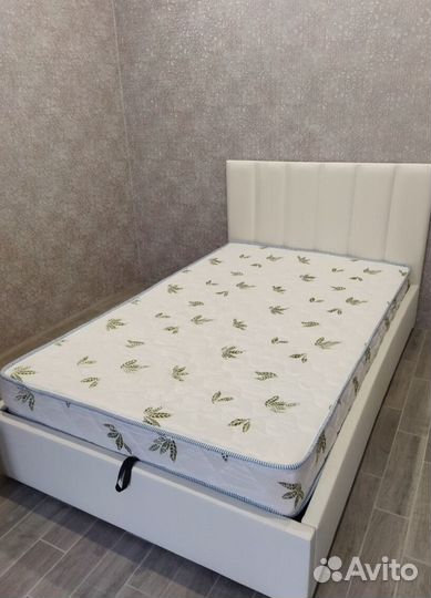 Кровать с подъемным механизмом детская