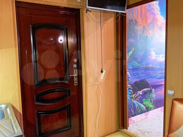 Комната 36 м² в 8-к., 5/5 эт.