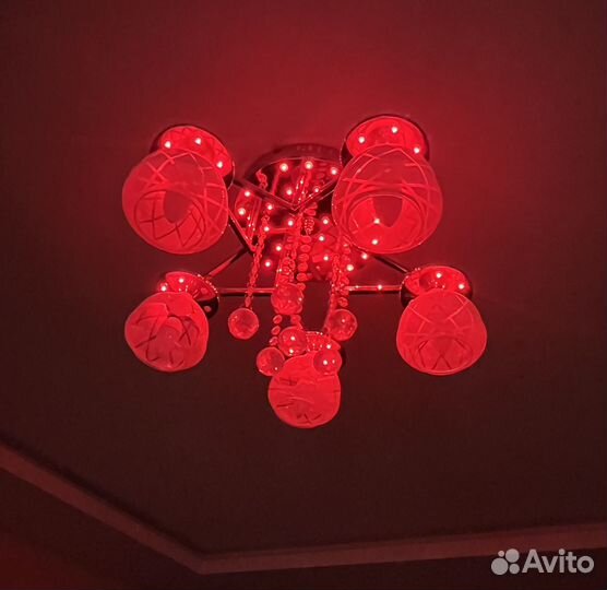 Люстра потолочная