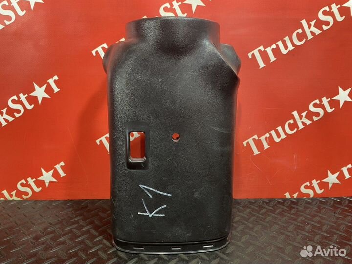 Кожух рулевой колонки