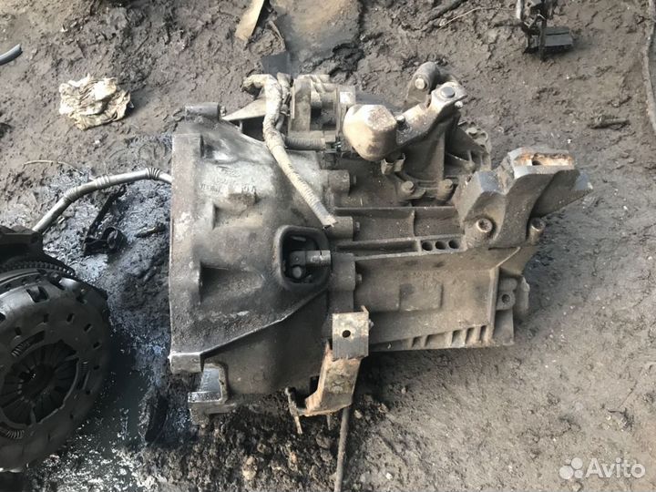 Форд транзит 2004г.коробка передач 5мкпп2.0л.75л.с