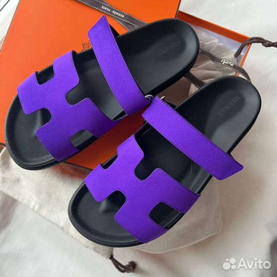 Шлепки Hermes Chypre атласные