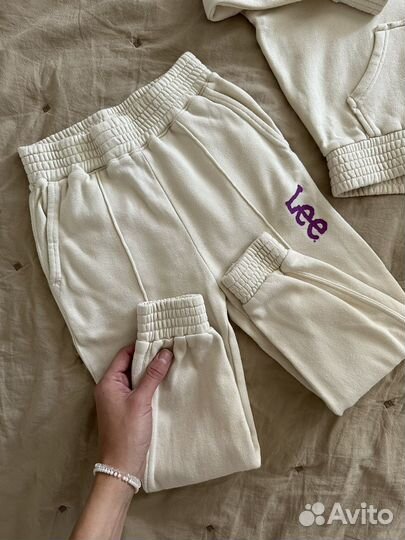 Костюм hm lee 104