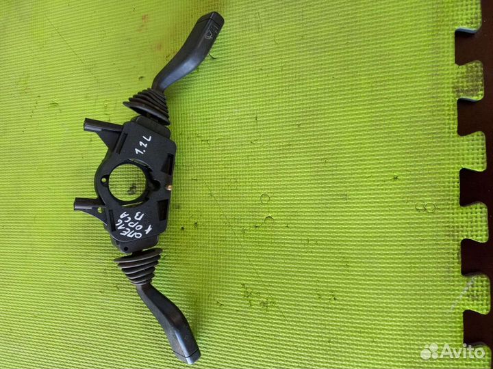 Переключатель подрулевой Oпель Корса Б