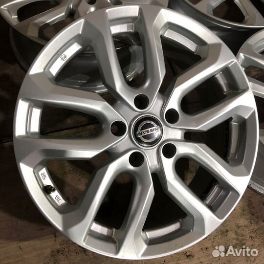 Литые диски Nissan r17