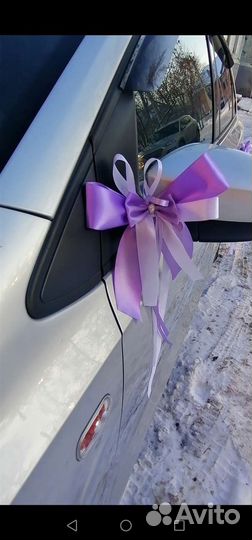 Свадебное украшение на автомобиль