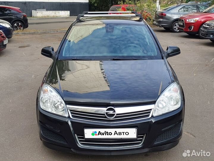 Opel Astra 1.6 МТ, 2013, 135 000 км