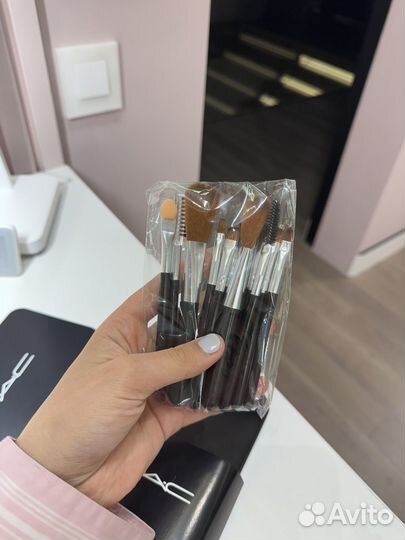 Кисти для макияжа mac