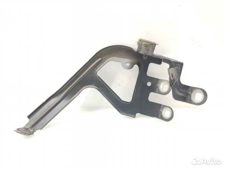 Кронштейн крыла передний правый Bmw 5-Series F10