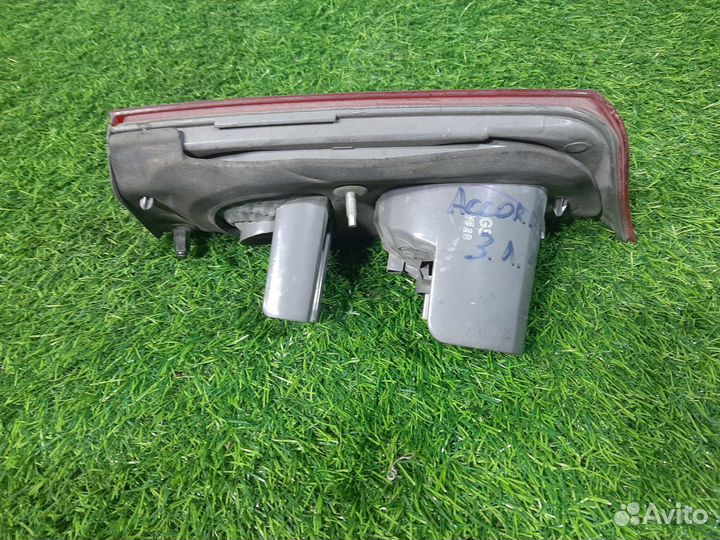 Фонарь левый на Honda Accord CL7