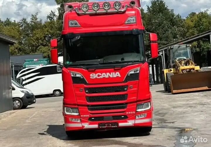 Pазбираем грузовик Scania 6 series с 2016