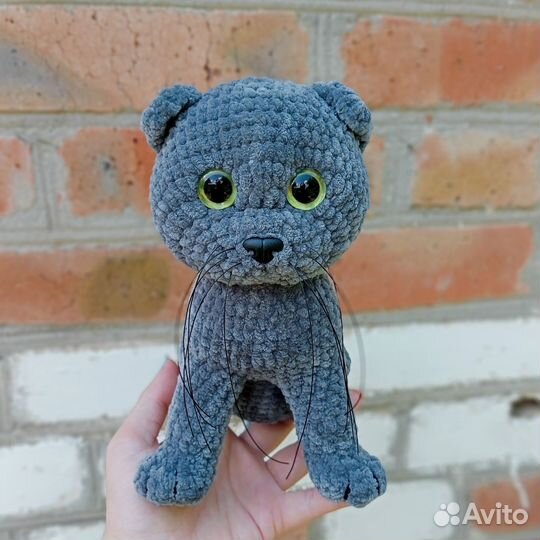 Плюшевый котик