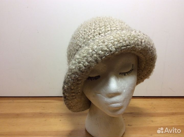 Тёплая вязаная шапка-шляпка на осень, 56-58, ар301