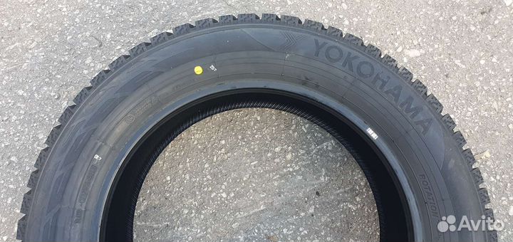 Yokohama Ice Guard Stud IG55 225/60 R18 104T