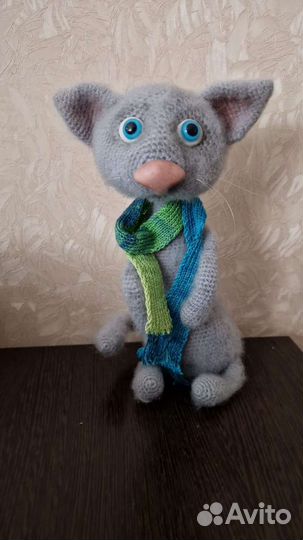Игрушка вязаная Котик. Ручная работа