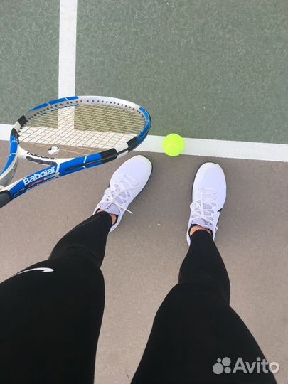 Тренер и спарринг-партнер большому теннису