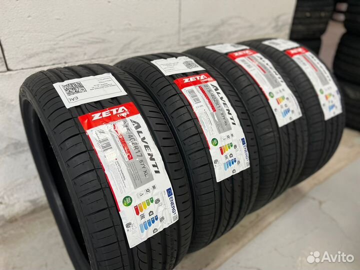 Zeta Alventi 215/40 R17 95Y