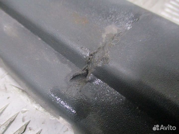 Решетка радиатора Volvo 84575371