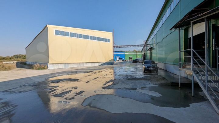 Склад, 877 м²