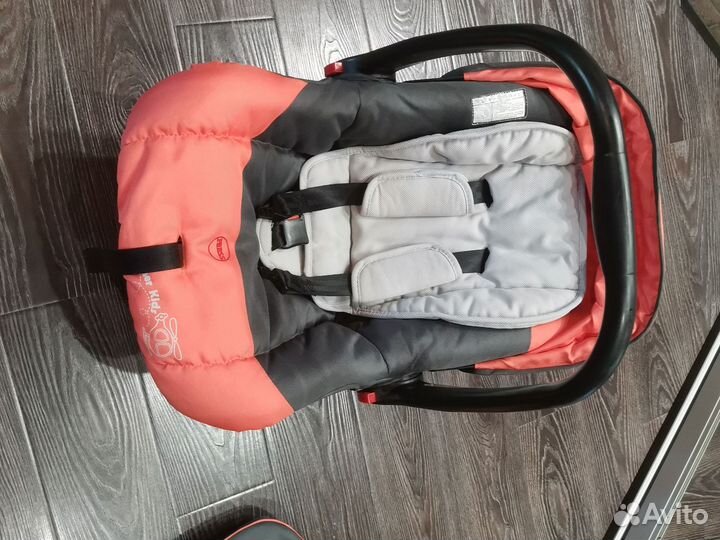 Переноска для детей в машину