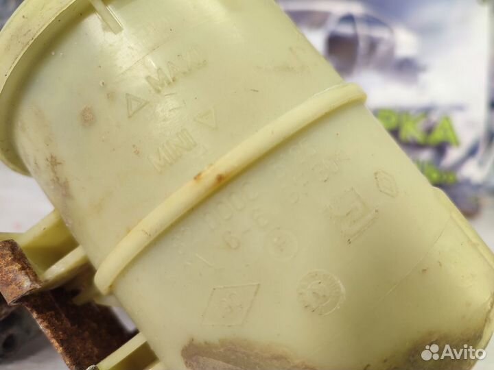 Бачок гур Renault Logan