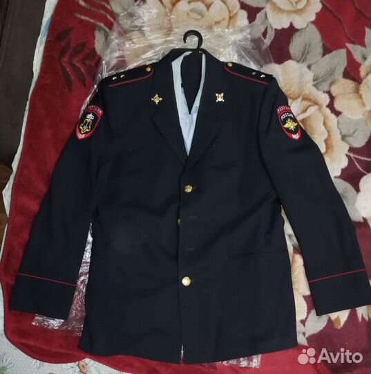Полицейская форма парадная
