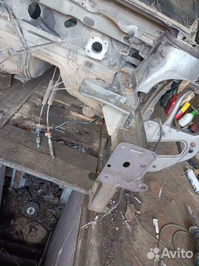 Передний левый лонжерон Renault Megane 2