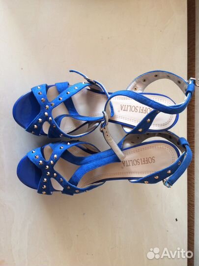 Продам босоножки
