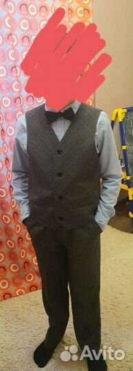 Костюм школьный тройка