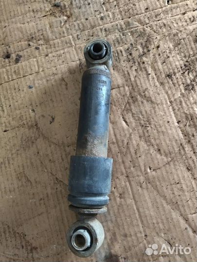 Амортизатор кабины DAF XF 105 2008 1439369