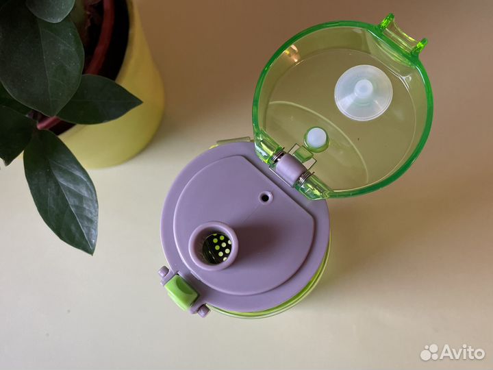 Бутылка для воды пластиковая 0,5 л