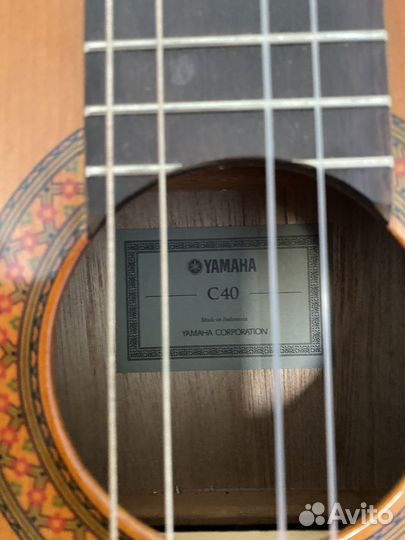 Гитара Yamaha c40