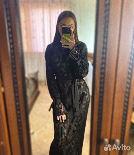 Вечернее платье