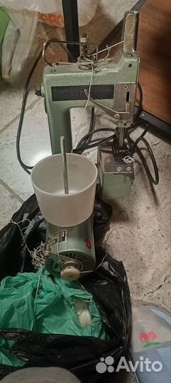 Машинка швейная для зашивания мешков