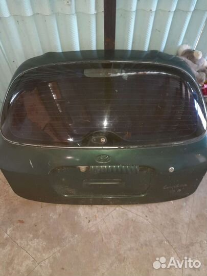 Hyundai lantra j2 крышка багажника