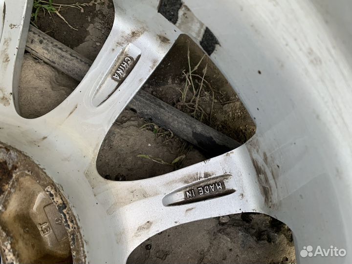 Продам литые диски