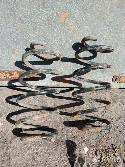 Пружины передние Lesjofors