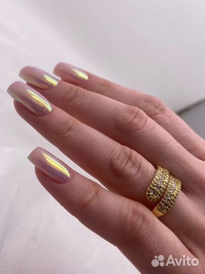 Маникюр и педикюр