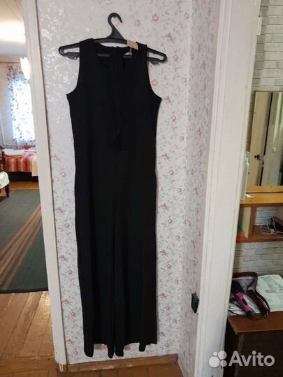 Комбинезон женский новый вечерний