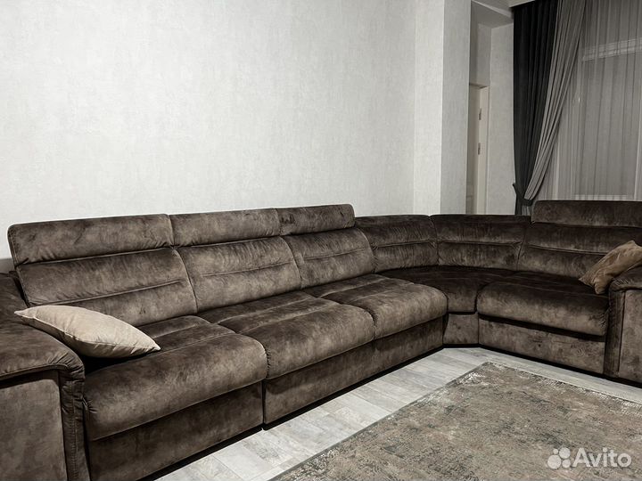 Угловой диван