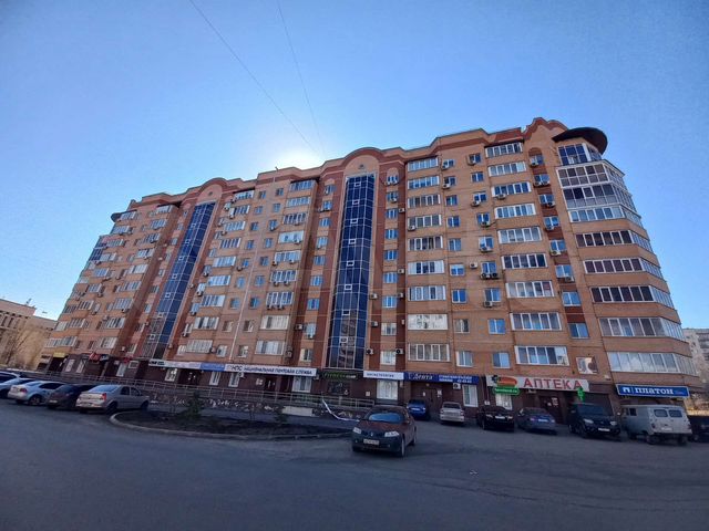 4-к. квартира, 136 м², 7/10 эт.