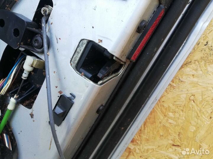 Дверь боковая BMW 7 E65/E66 (2001-2008)