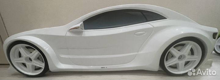 Кровать машинка