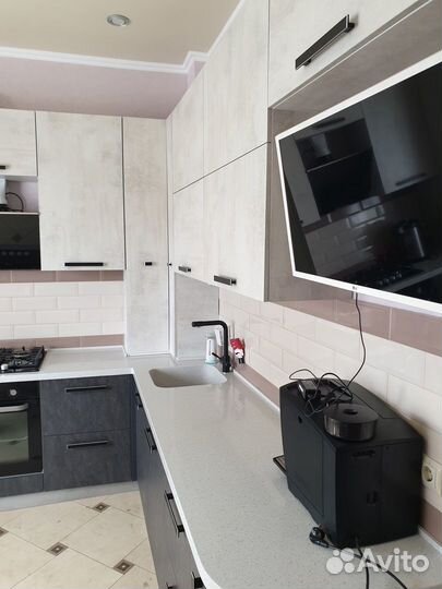 Кухня по индивидуальному заказу