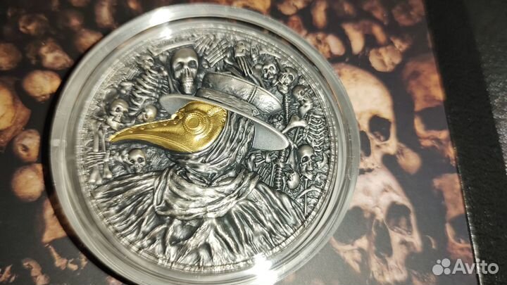 Монета серебро 2 Oz Ниуэ Чумной доктор